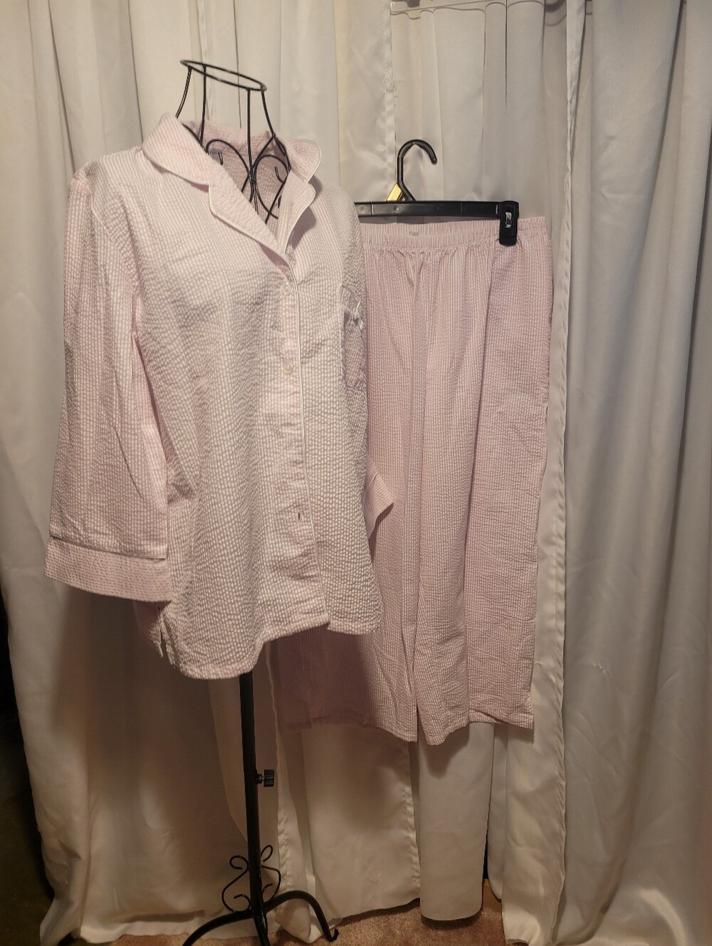 Miss Elaine Light Pink Seersucker Pajama Set